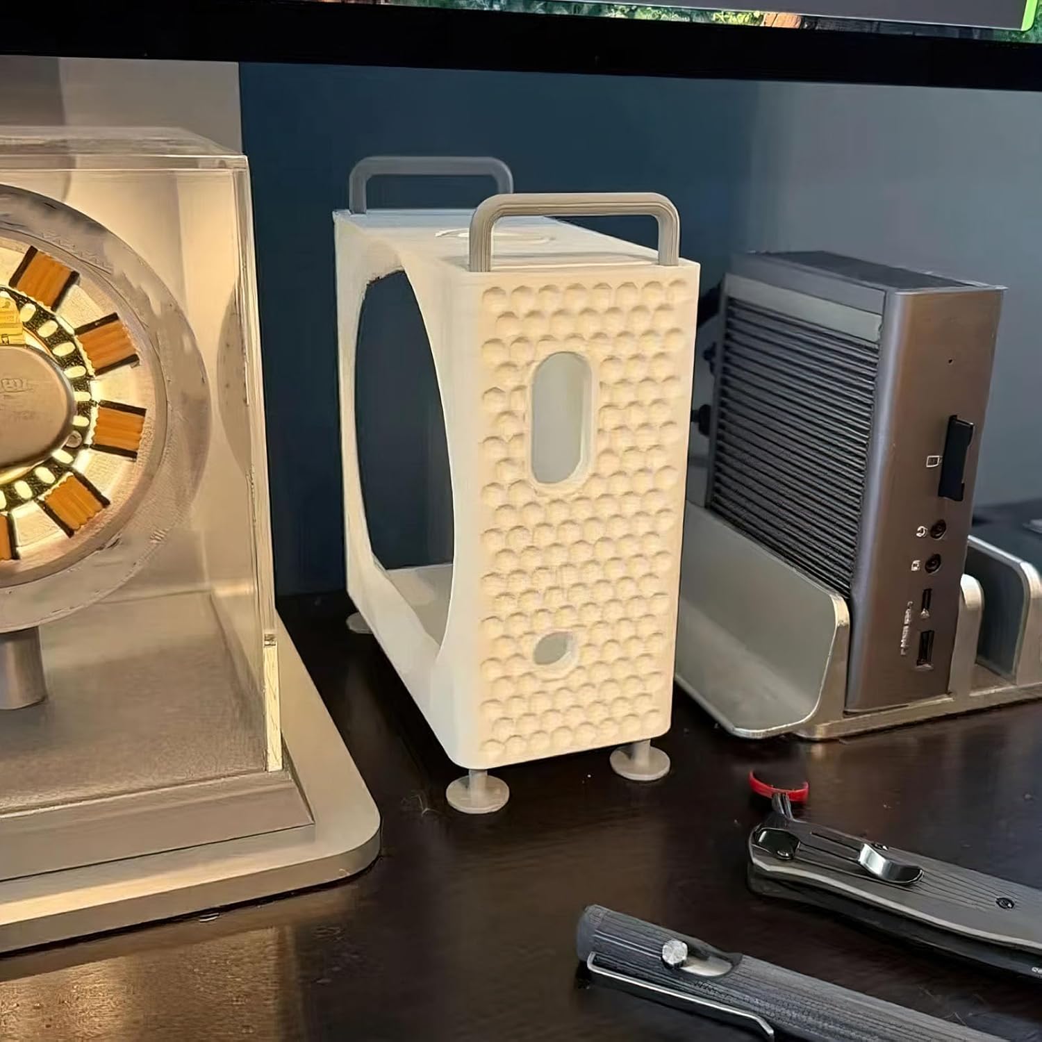 Vertical Stand Computer Case F - огляд і ціна Mac Laptop Accessories